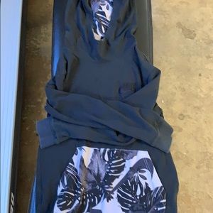 Nike like new girls cotton hoodie M